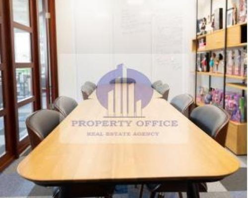 Włochy: lokal biurowy na wynajem