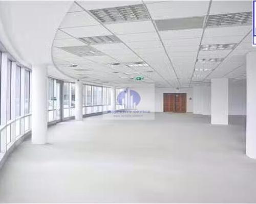 Ochota: lokal biurowo-usługowy na wynajem