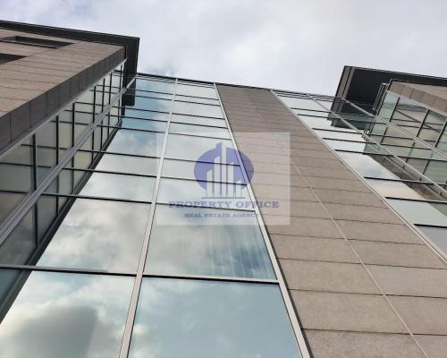 Włochy: lokal biurowy na wynajem