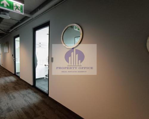 Śródmieście: biuro seriwsowane na wynajem