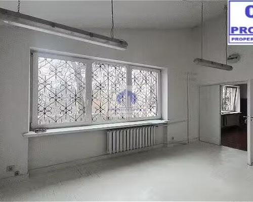 Włochy: lokal biurowo-usługowy na wynajem