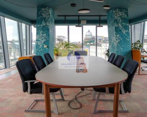 Śródmieście: umeblowany lokal biurowy na wynajem