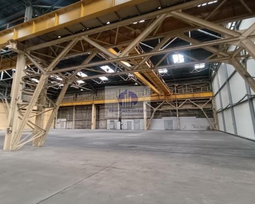 Bielany: magazyn 1750 m2