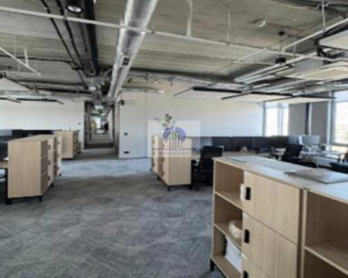 Włochy: lokal biurowy na wynajem