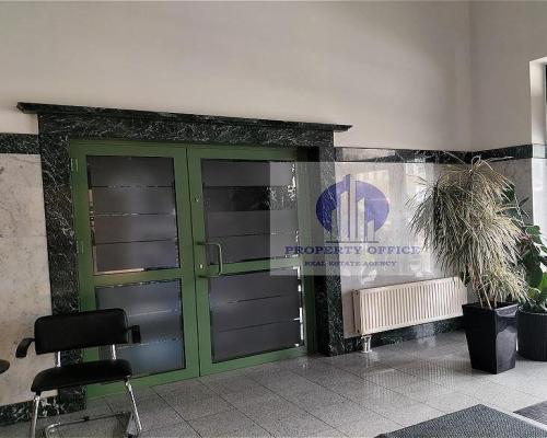 Mokotów: lokal biurowy 66 m2 na wynajem