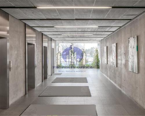 Włochy: lokal biurowy na wynajem