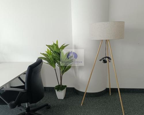 Ochota: biurko w coworkingu na wynajem
