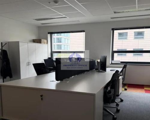 Włochy: lokal biurowy 640 m2 do podnajmu