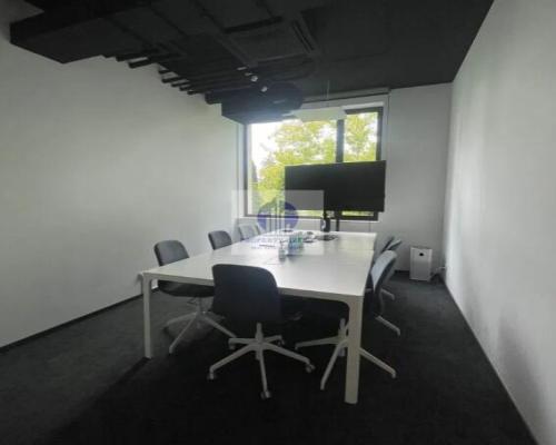Warszawa Wawer: lokal biurowy 202,20 m2 na wynajem