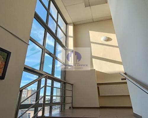 Mokotów: lokal biurowy 152m2 na wynajem