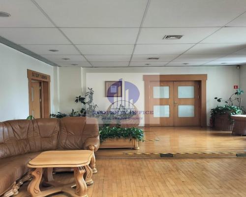 Mokotów: lokal biurowy 24m2 na wynajem