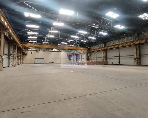 Bielany: magazyn 4941 m2 na wynajem