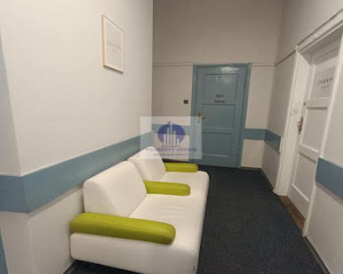 Śródmieście: lokal biurowy 19,47 m2 na wynajem