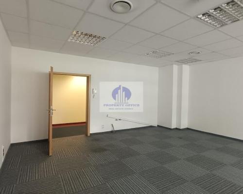 Mokotów: lokal biurowy 63,16 m2 na wynajem