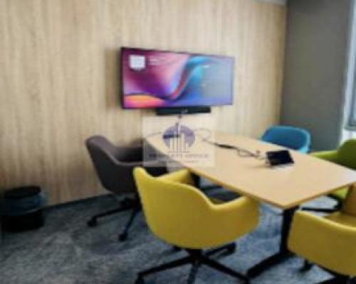 Włochy: lokal biurowy 546m2 na wynajem