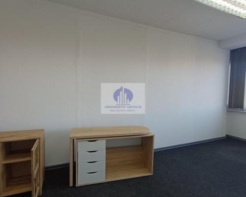 Praga Południe: lokal biurowy 22,90 m2 do wynajęcia