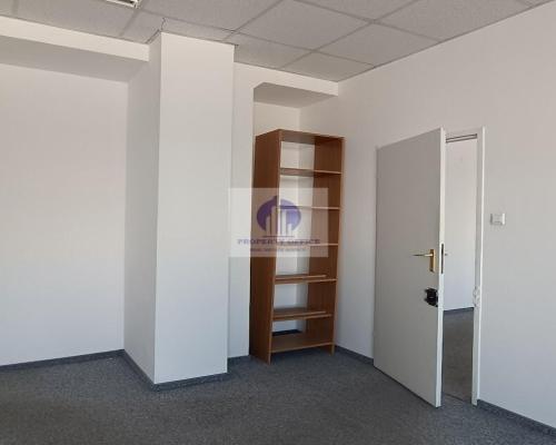 Praga Północ : lokal biurowy 68,72 m2 na wynajem