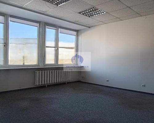 Praga Północ : lokal biurowy 68,72 m2 na wynajem