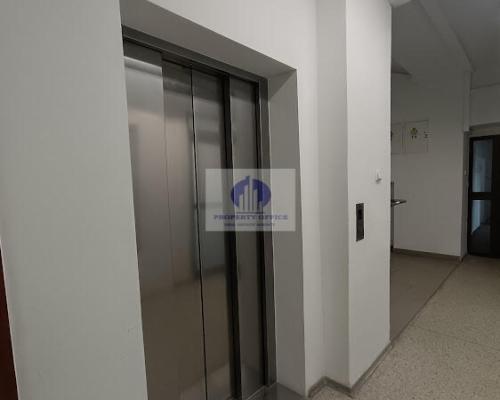 Mokotów: lokal biurowy 15,69m2 na wynajem