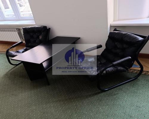 Śródmieście: lokal biurowy 21,88m2 na wynajem