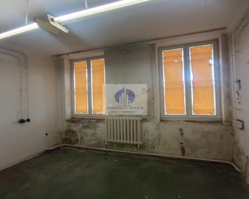 Praga Północ : lokal magazynowy 16,93m2 na wynajem