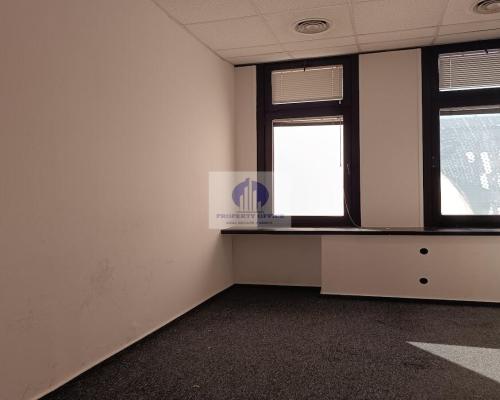 Śródmieście: lokal biurowy 17,75 m2 do wynajęcia