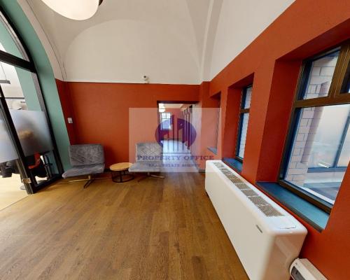 Śródmieście: biuro serwisowane dla 10 osób do wynajęcia