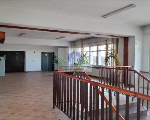 Wawer: lokal biurowy 36,41m2 do wynajęcia