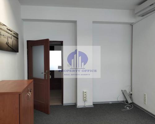 Mokotów: lokal biurowy 11 m2 do wynajęcia