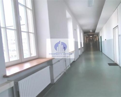 Praga Północ: lokal biurowy 16,91m2 do wynajęcia