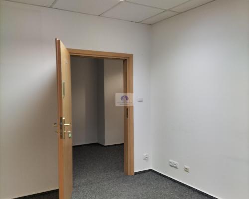 Śródmieście: lokal biurowy 18,23 m2 do wynajęcia