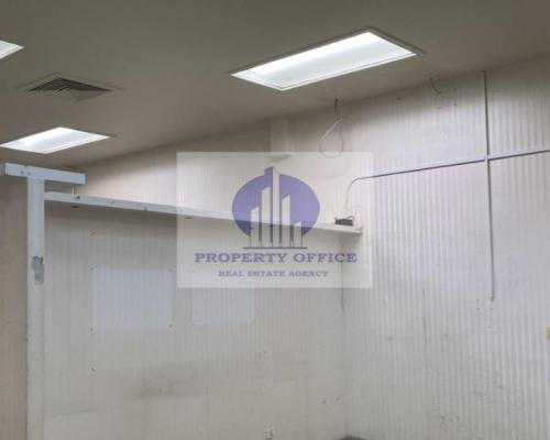 Bielany: lokal magazynowy 65,76 m2 na wynajem