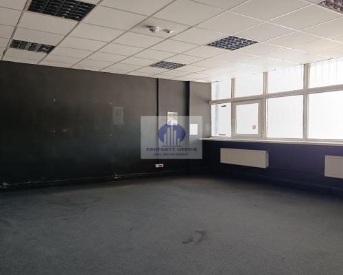 Bielany: magazyn 409m2 na wynajem