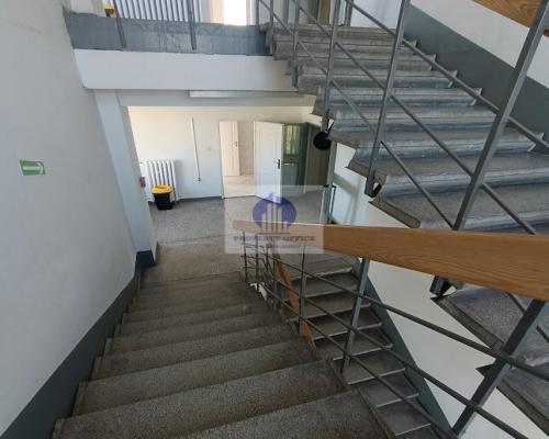 Praga Południe: lokal biurowy 23,15m2 na wynajem