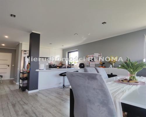 Dom Pawłowicem,świetna lokalizacja.