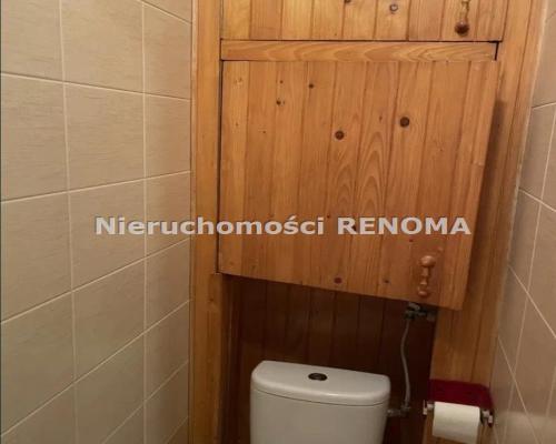 Na sprzedaż mieszkanie  49 metrowe, dwupokojowe położone w Jastrzębiu-Zdroju przy ul. Pomorskiej. Lokal usytuowany  na  IV pię