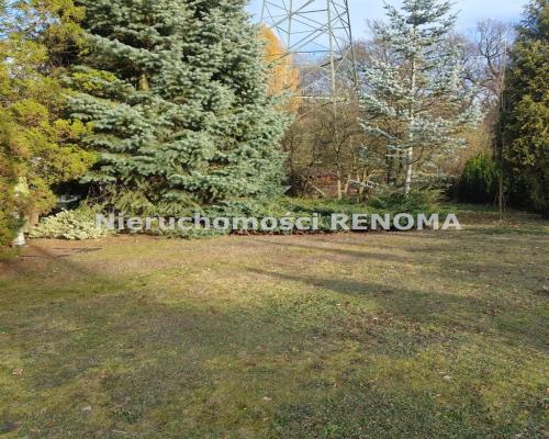 Działka budowlana 2414 m² z domkiem letniskowym –