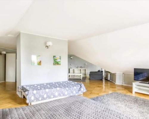 Rom w Radości działka 1880m2