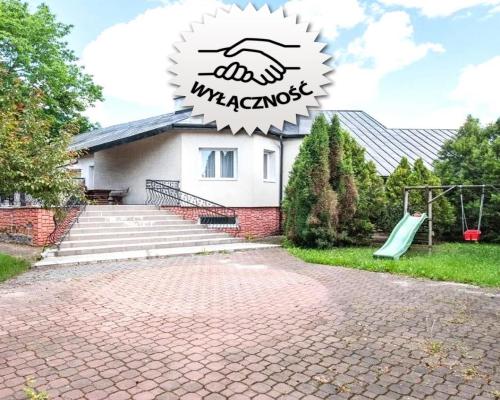 Rom w Radości działka 1880m2