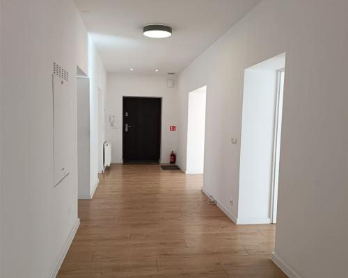 Przestronny lokal/kancelaria do wynajęcia