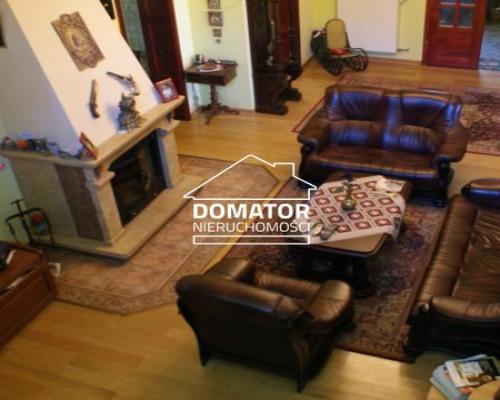 Zespół dworsko-parkowy w gminie Kcynia  Zespół dworsko-parkowy w gminie Kcynia zlokalizowany jest na działce o pow.3,3396 ha W