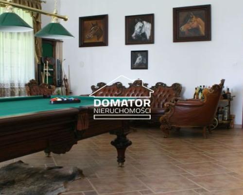 Zespół dworsko-parkowy w gminie Kcynia  Zespół dworsko-parkowy w gminie Kcynia zlokalizowany jest na działce o pow.3,3396 ha W