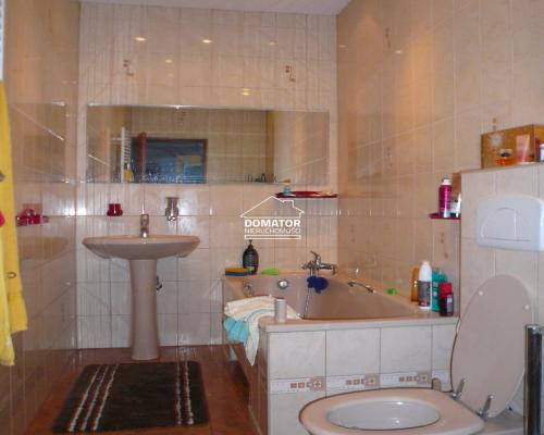 Nieruchomość nad jeziorem na działce 3200 m2