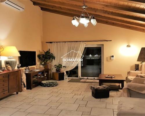 Atrakcyjna posiadłość na Miedzyniu-2 nieruchomości