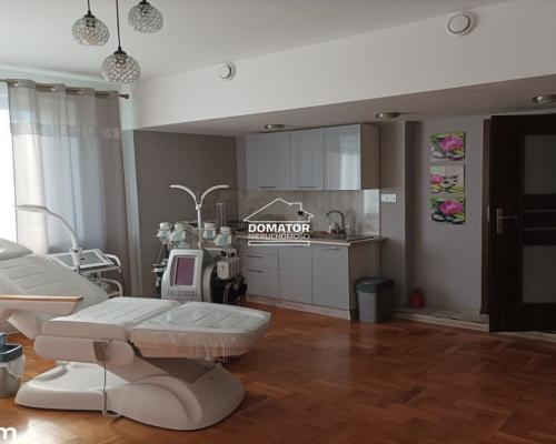 Nieruchomość komercyjna, idealna na prowadzenie działalności gospodarczej z możliwością zamieszkania na osiedlu Bartodzieje.