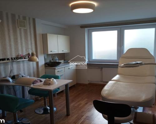 Nieruchomość komercyjna, idealna na prowadzenie działalności gospodarczej z możliwością zamieszkania na osiedlu Bartodzieje.