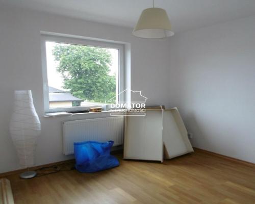 Budynek wielorodzinny na osiedlu Miedzyń