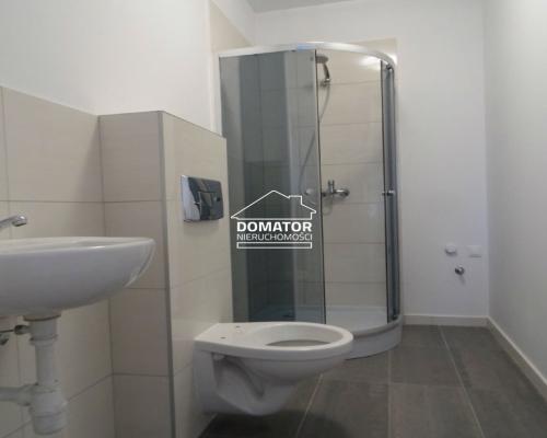 Budynek wielorodzinny na osiedlu Miedzyń