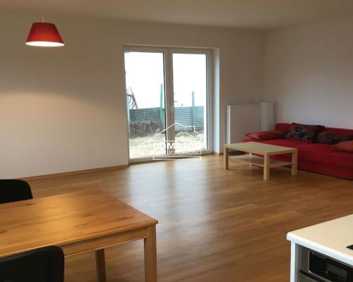 Budynek wielorodzinny na osiedlu Miedzyń