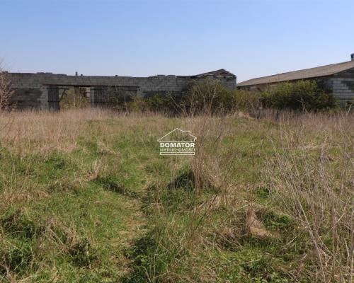 Na sprzedaż hala, stodoła, działka